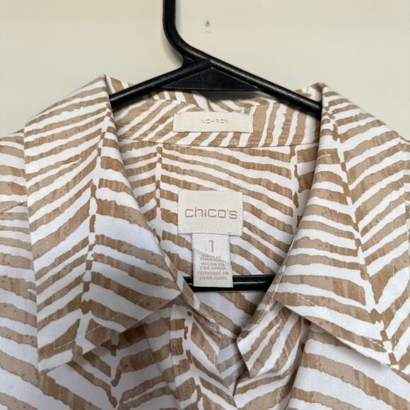 Chico’s Womens Top Size 1 Medium Button Up Animal Print Office Old Money Mature - Picture 4 of 6